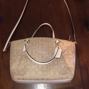 HARDLY USED Coach purse!!!!